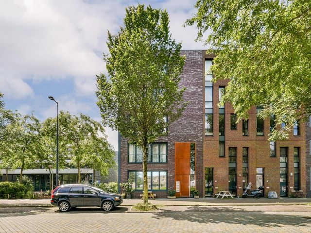 Erich Salomonstraat 422, Amsterdam