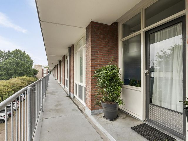 Predikherenlaan 75, Tilburg