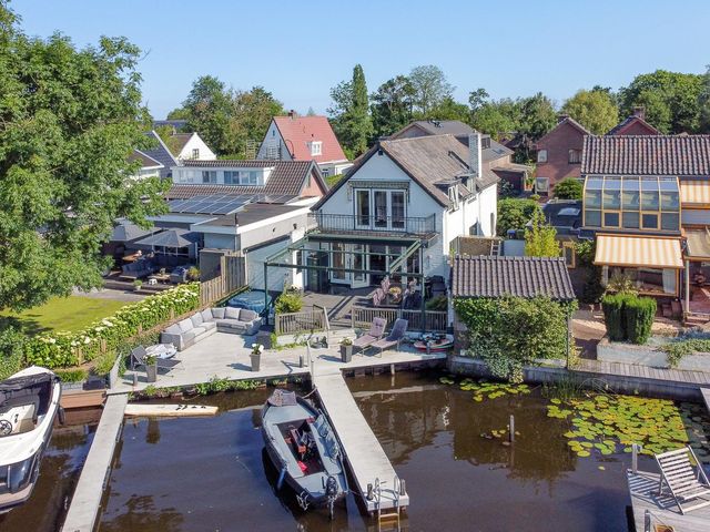 Oud-Loosdrechtsedijk 285b, Loosdrecht