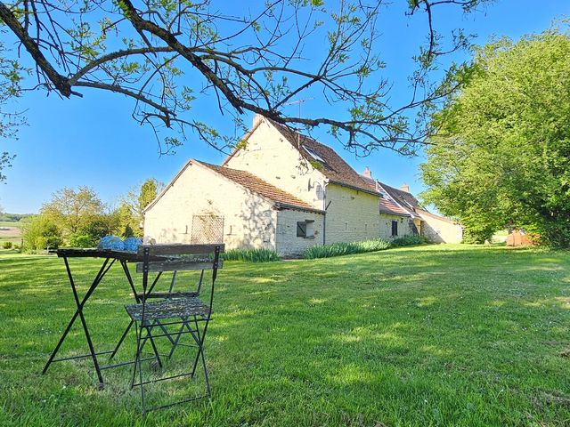 La Petite Croix 2  , La Chapelle-Blanche-Saint-Martin