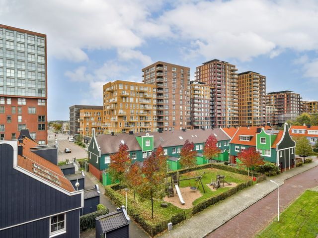 Vurehout 345, Zaandam