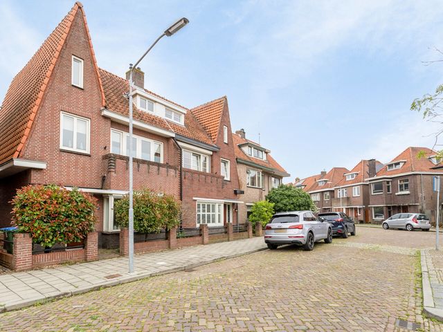 Azelmastraat 13, Zevenbergen