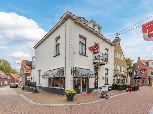 Vierakkerstraat 15, Huissen