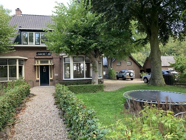 Ressensestraat 32, Ressen