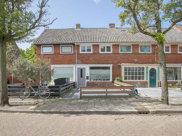 Van Leeuwenhoekstraat 42, Den Helder