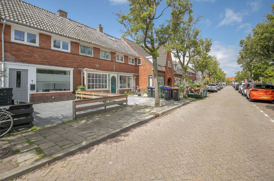 Van Leeuwenhoekstraat 42