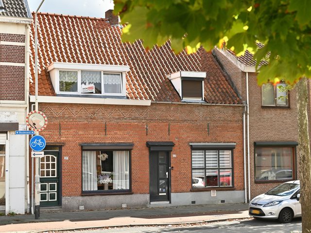 Boulevard 121, Roosendaal