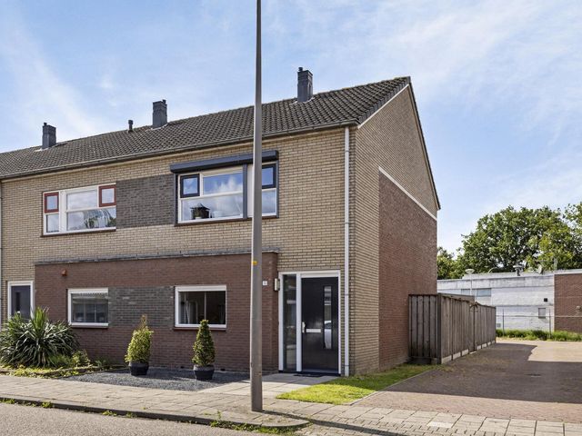 Haghoeksweg 10, Almelo