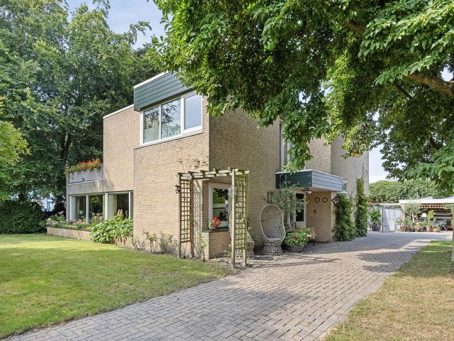 Bornerbroeksestraat 459a, Almelo