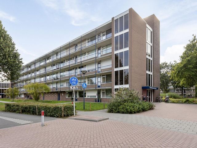 Hertogenlaan 346, Oosterhout