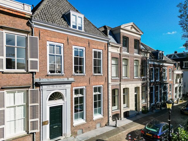 Kromme Nieuwegracht 8, Utrecht