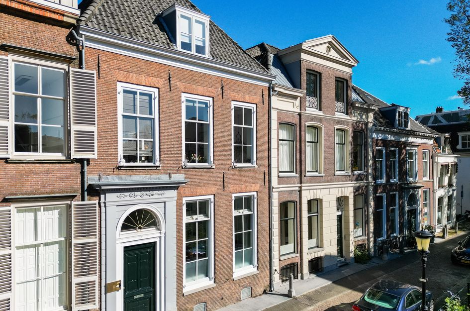 Kromme Nieuwegracht 8