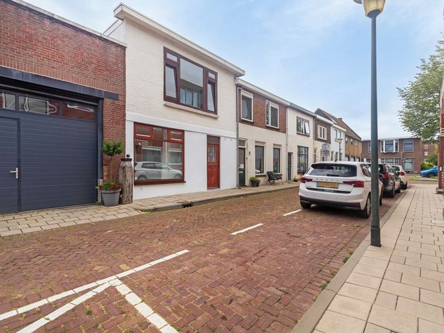 Nieuwstraat 10, Vlaardingen