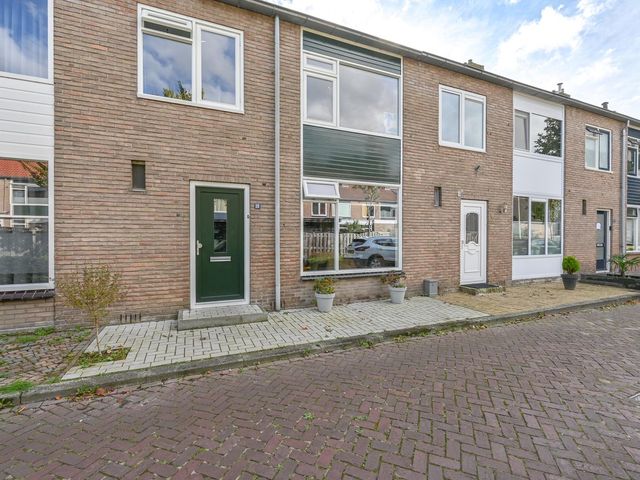 Ribesstraat 10, Hoogeveen