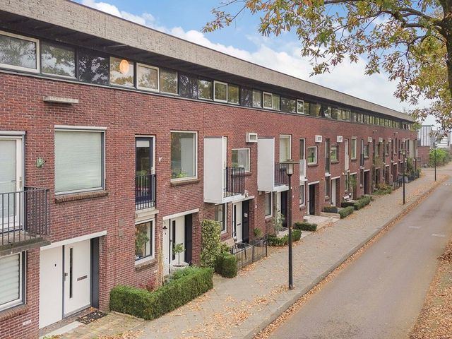 Zonnewende 85, Apeldoorn