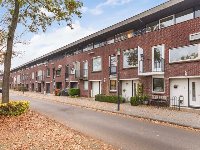 Zonnewende 85, Apeldoorn