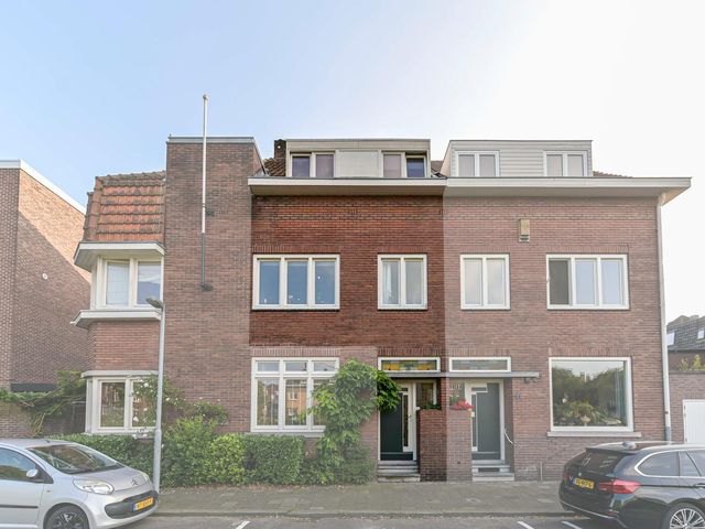 Ruijs de Beerenbrouckstraat 2, Venlo