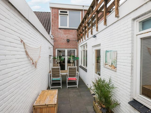 Emmastraat 52, Den Helder