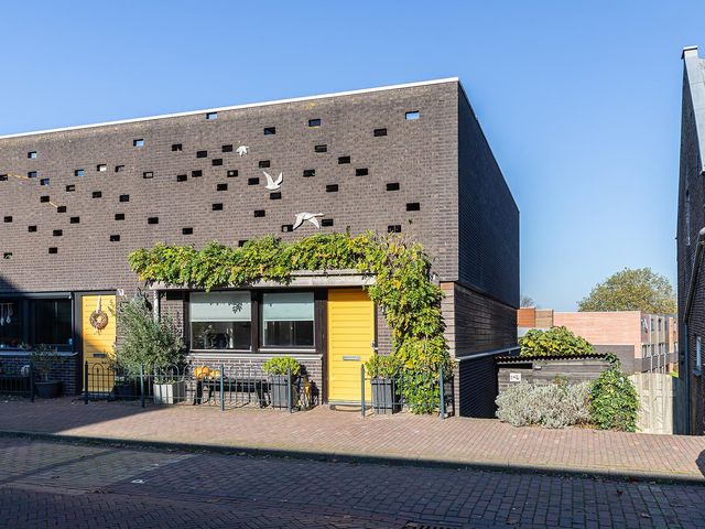 Cortgene 49a, Alblasserdam