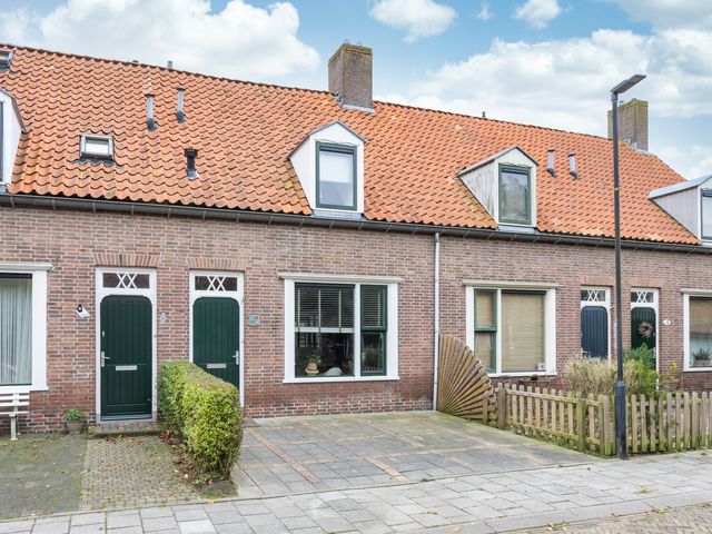 Elgersmastraat 8, Bolsward