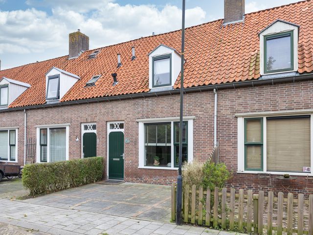 Elgersmastraat 8, Bolsward