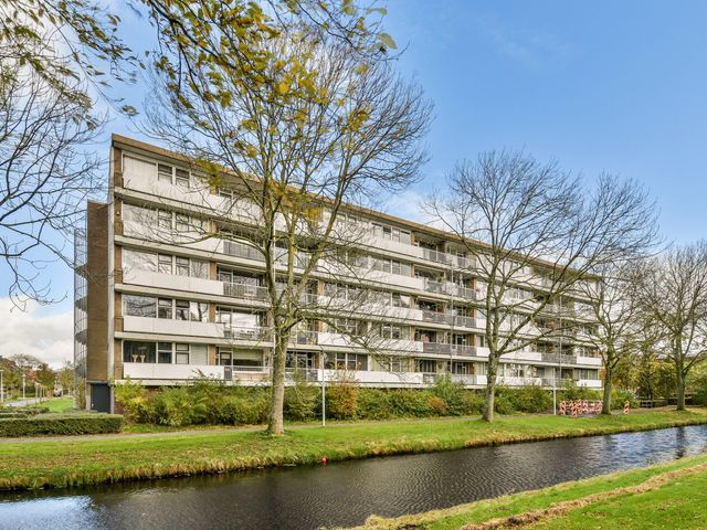 Laan van Ouderzorg 203, Leiderdorp