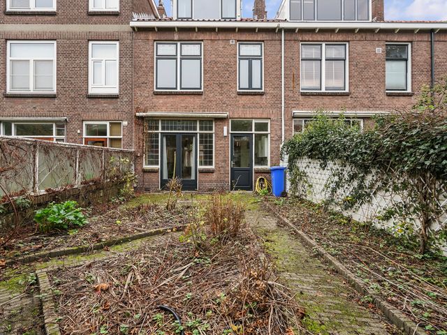 Adriaan Pauwstraat 42, Delft