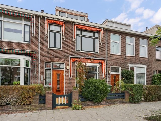 Adriaan Pauwstraat 42, Delft