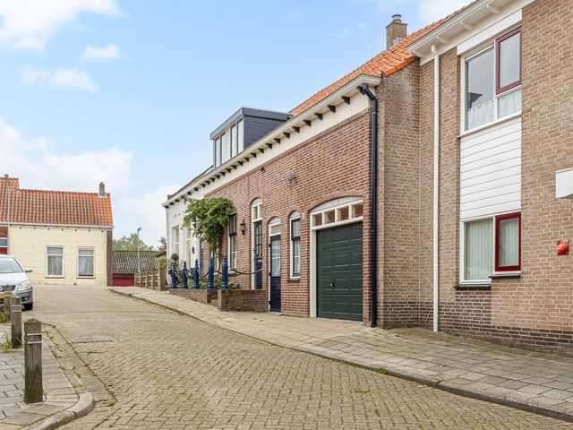 Achter 't Bos 3, Sint-Maartensdijk