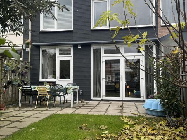 Nassaustraat 11, Terheijden