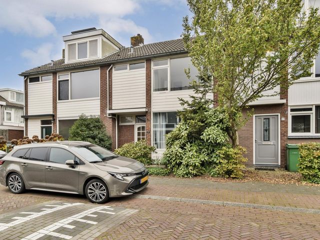 Sint Urbanusstraat 35, Amstelveen