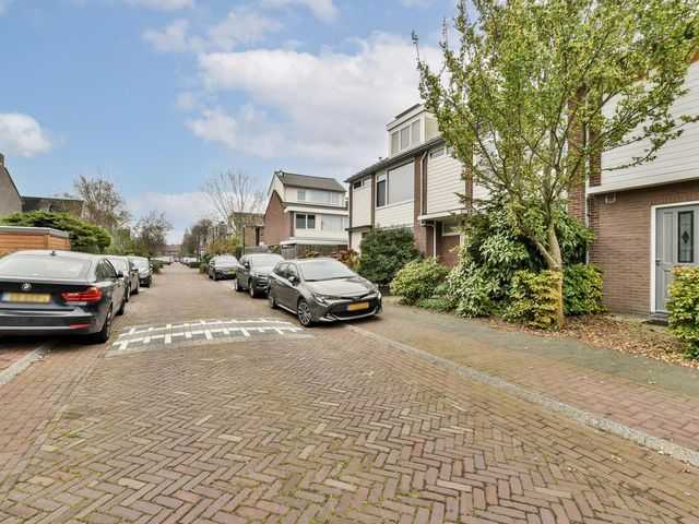 Sint Urbanusstraat 35, Amstelveen