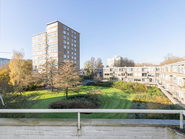 Meander 735, Amstelveen