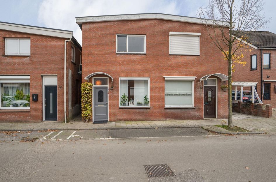 Veldstraat 42