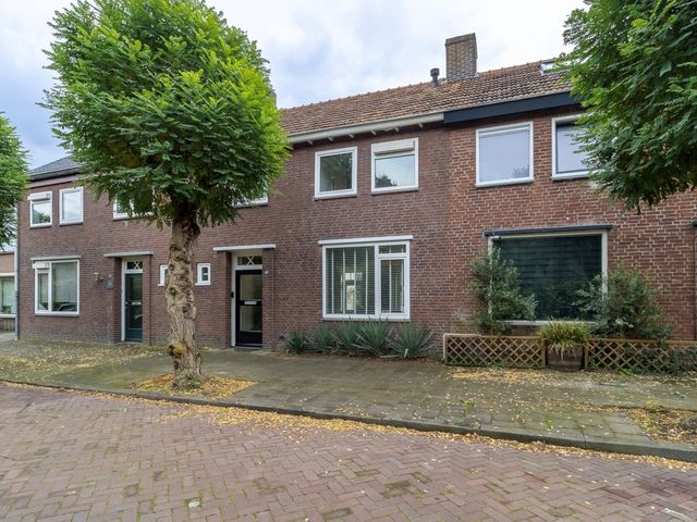 Pastoor Van Der Meijdenstraat 89, Oisterwijk