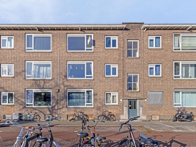 Dorpsweg 115C, Rotterdam