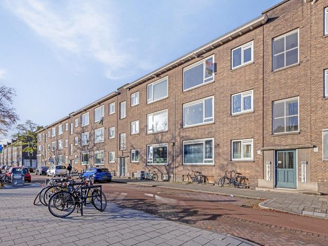 Dorpsweg 115C, Rotterdam