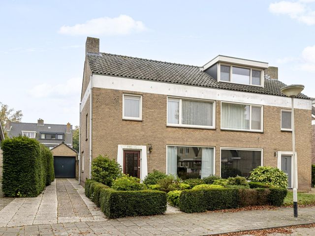 Assumburgstraat 32, Breda