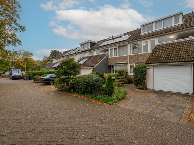 Elzendreef 713, Voorburg