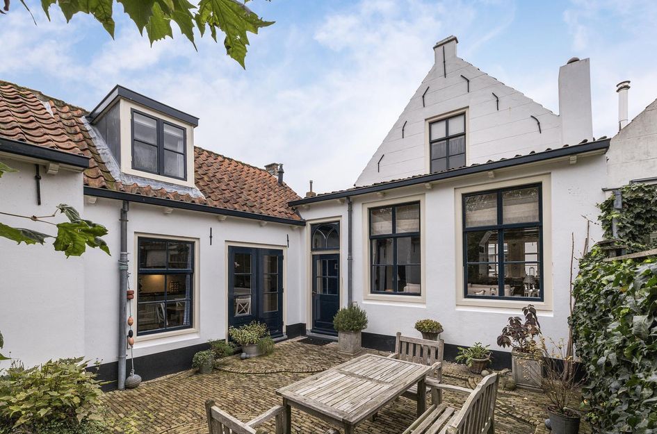 Pieterstraat 23