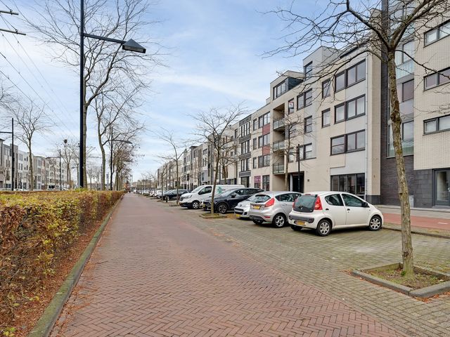 Avenue Carnisse 193, Barendrecht