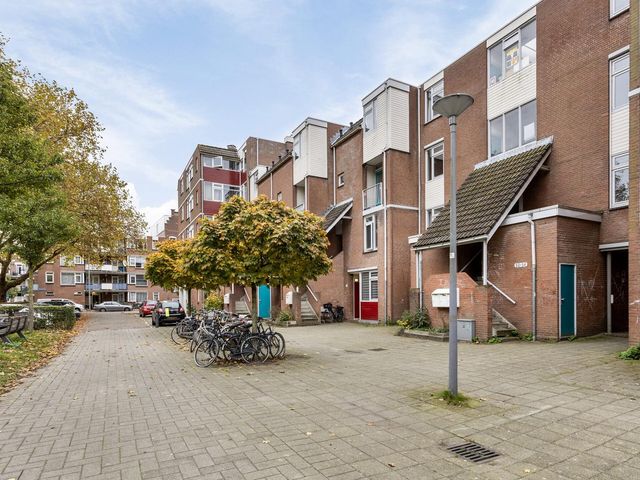 Schout Heynricstraat 52, Rotterdam