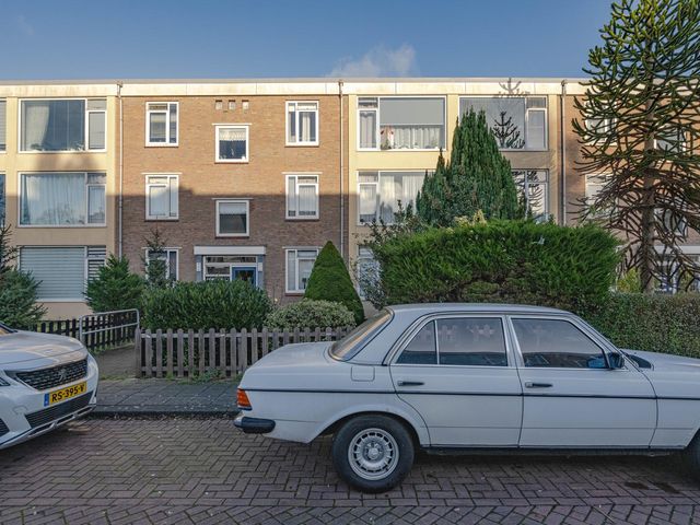 Anna van Burenstraat 20, Dordrecht