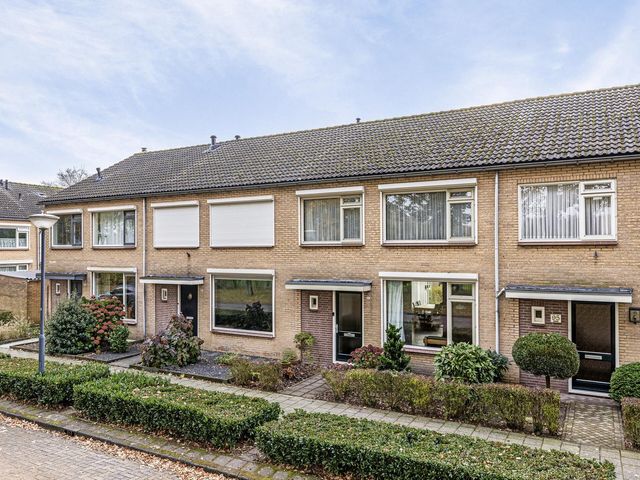 De Coubertinlaan 97, Waalwijk