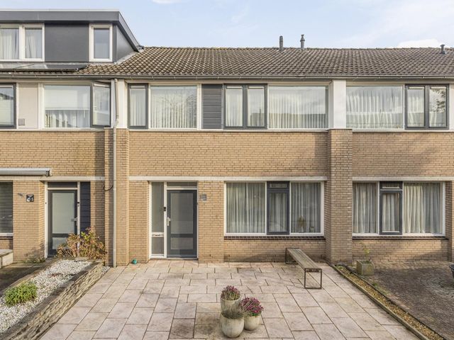 Leo Fallstraat 7, Waalwijk