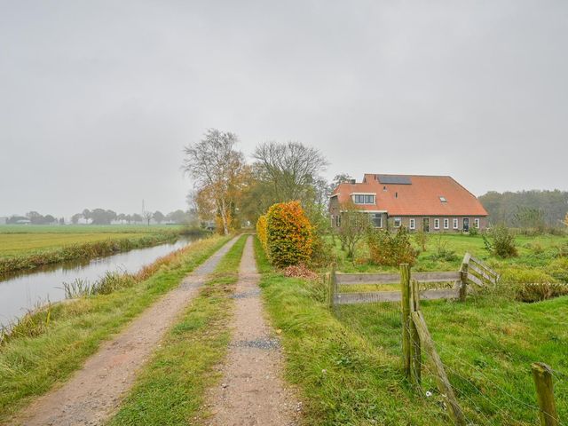 Molenweg 33, Tiendeveen