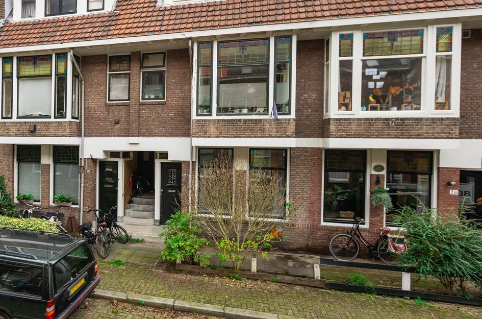 Koninginnestraat 36