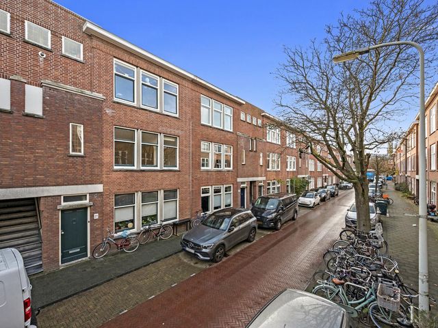 Rhododendronstraat 68, 'S-Gravenhage