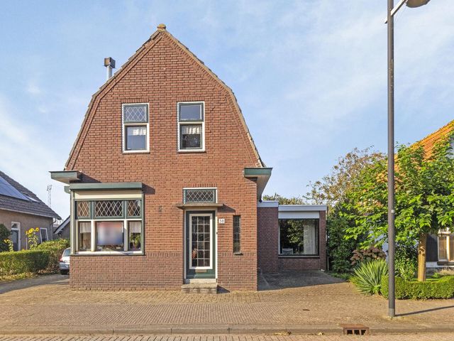 Hoofdstraat 38, Sprang-Capelle