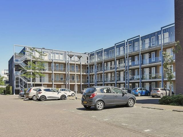 Hartingstraat 22, Nieuw-Vennep